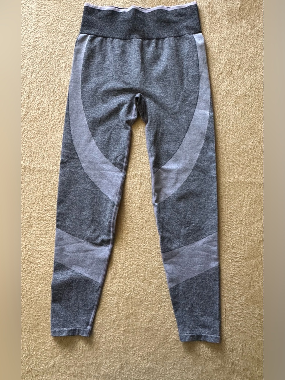 Victoria's Secret PINK Gray/Lavender Seamless Active Leggings NWOT